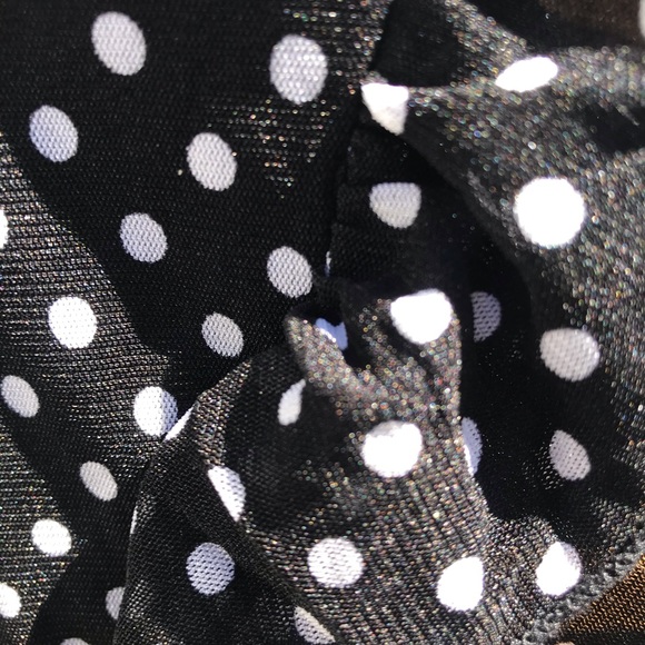 Cold shoulder top - Picture 4 of 4